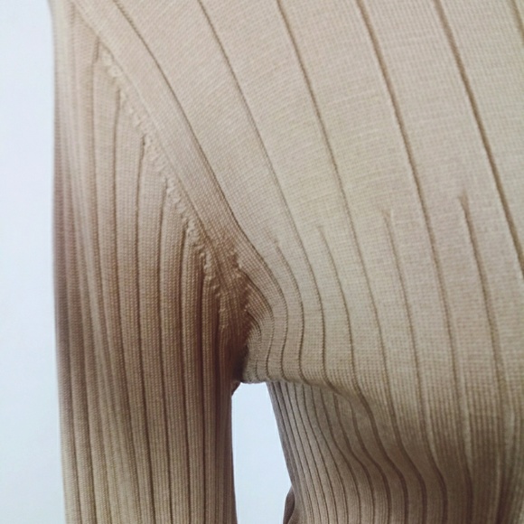 Classiques Entier silk cream colored M sweater - Picture 4 of 8